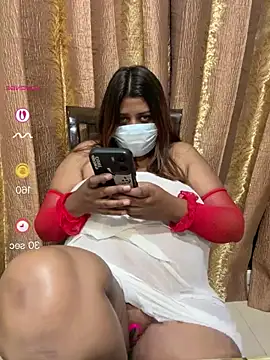 Snapshot of Hazeleyez_05 chatting on July 2026 05:49:02 PM Hazeleyez 05 online show from July 2026 05:49:02 PM