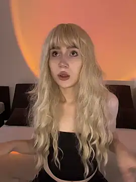 Snapshot of Charlotte_Pretty chatting on July 2026 04:51:01 AM Charlotte Pretty online show from July 2026 04:51:01 AM