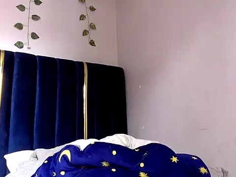 Snapshot of Pretty_lilliar chatting on July 2026 08:29:01 AM Pretty lilliar online show from July 2026 08:29:01 AM