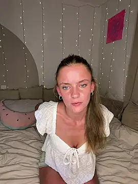 Stella Rosee online show from July 2026 06:35:02 PM