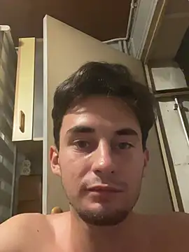 Cestmoi84 online show from July 2026 11:22:01 PM