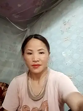 Mie-Miee online show from July 2026 01:18:02 PM