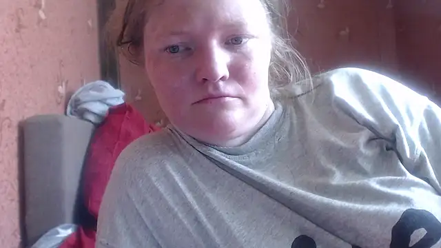 Snapshot of CharleyReidy chatting on July 2026 06:39:02 AM CharleyReidy online show from July 2026 06:39:02 AM