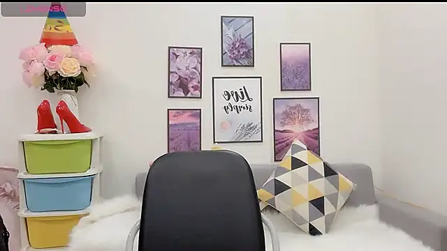 Katy Bae online show from January 2025 10:00:02 AM