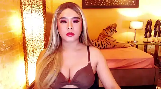 BigCumHuntersxx online show from March 2025 04:51:02 PM