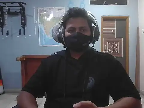 Snapshot of Leo_callboy_Hyd chatting on July 2026 02:26:02 PM Leo callboy Hyd online show from July 2026 02:26:02 PM