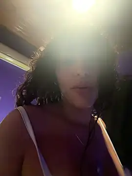 Snapshot of Luana_264 chatting on July 2026 01:45:02 AM Luana 264 online show from July 2026 01:45:02 AM