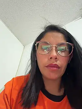 Mia roux21 online show from July 2026 06:11:01 AM