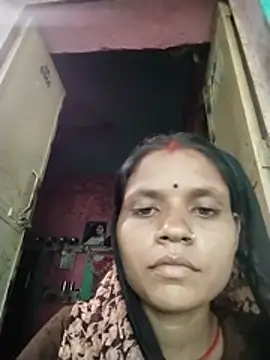 Snapshot of Hot_priya835 chatting on July 2026 06:02:02 AM Hot priya835 online show from July 2026 06:02:02 AM