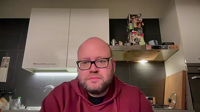 theitalianbear online show from December 2024 04:20:01 PM