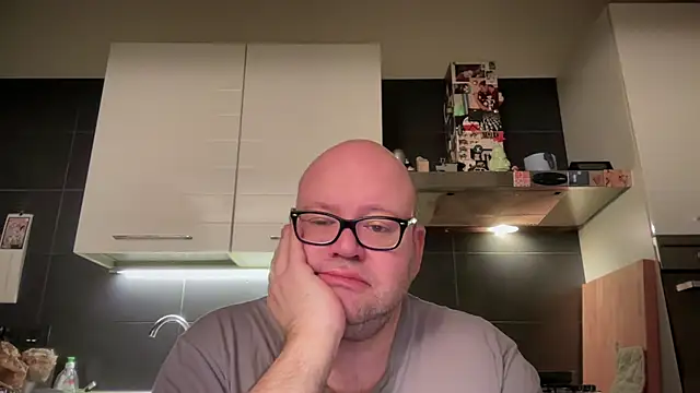 theitalianbear online show from March 2025 01:08:02 AM