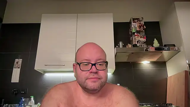theitalianbear online show from September 2025 10:31:01 PM