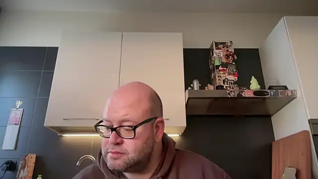 theitalianbear online show from February 2026 07:18:02 AM