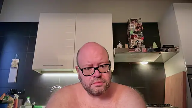 Snapshot of theitalianbear chatting on July 2026 03:24:02 AM theitalianbear online show from July 2026 03:24:02 AM