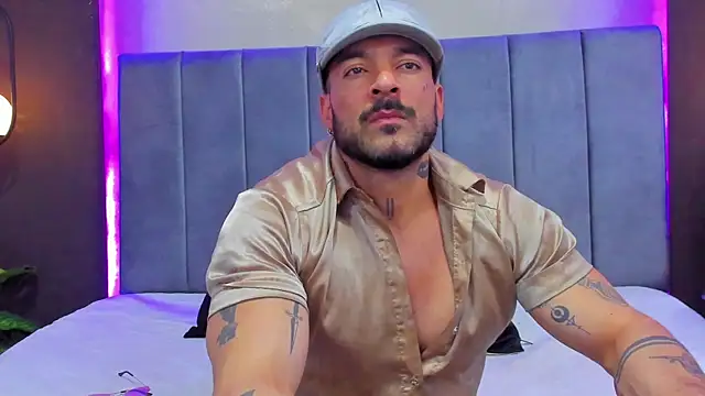 dennis coxx  online show from July 2026 08:34:02 PM