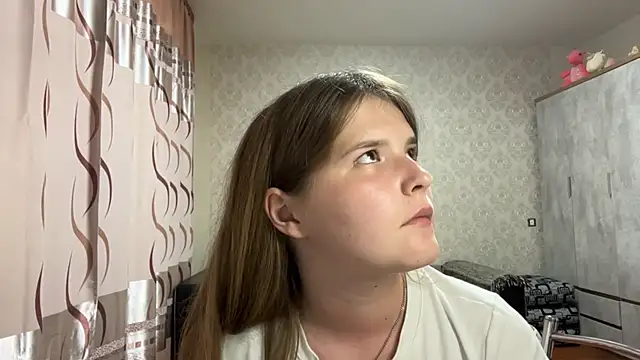 FayePapakostas online show from July 2026 08:54:01 AM