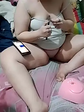 yilingandAlan 13 online show from August 2026 03:16:02 AM