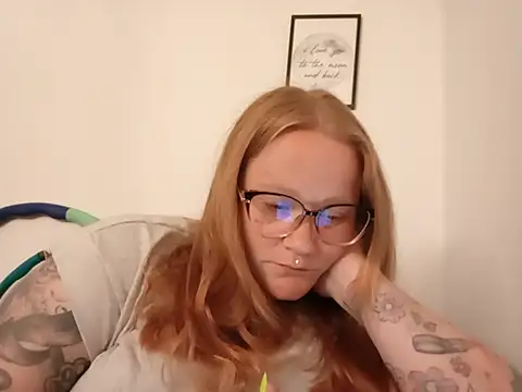 TinkTink87 online show from August 2026 08:00:02 PM