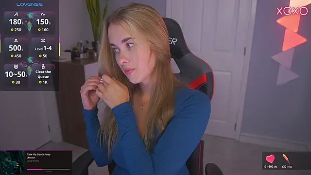 Snapshot of DanikaDillan chatting on January 2026 12:48:02 AM DanikaDillan online show from January 2026 12:48:02 AM