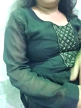 Hot madhu5 online show from August 2026 06:00:01 PM