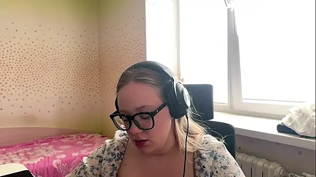 Snapshot of ConceptionDecourt chatting on August 2026 07:22:02 AM ConceptionDecourt online show from August 2026 07:22:02 AM