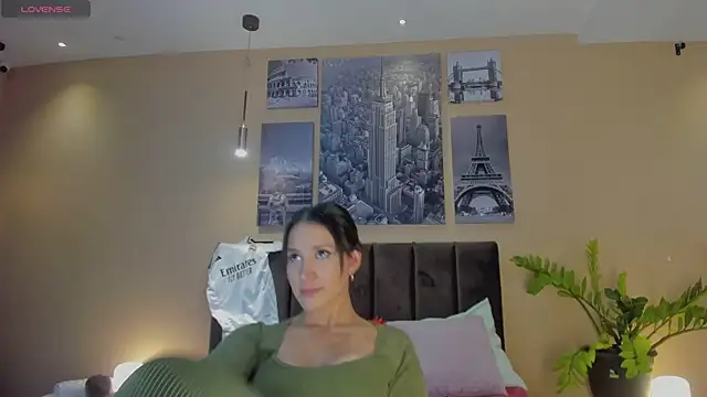 Olivia jazz online show from March 2025 02:36:01 AM