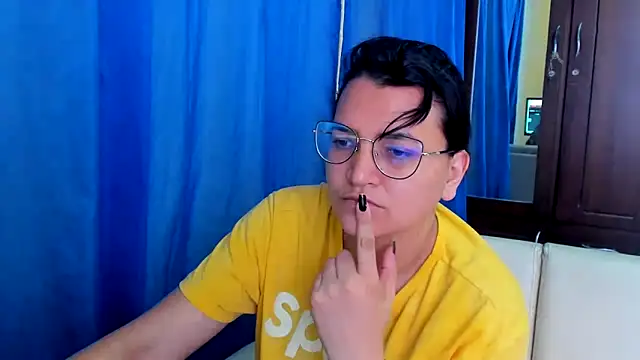 MARILYN GARCIA online show from February 2025 05:01:02 PM