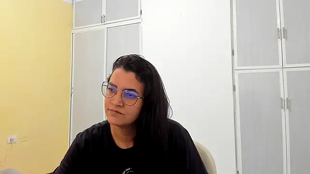 MARILYN GARCIA online show from March 2025 04:45:02 PM