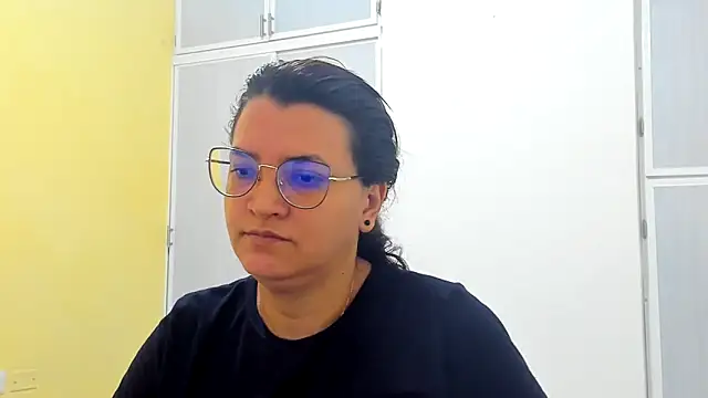 MARILYN GARCIA online show from March 2025 01:30:01 PM