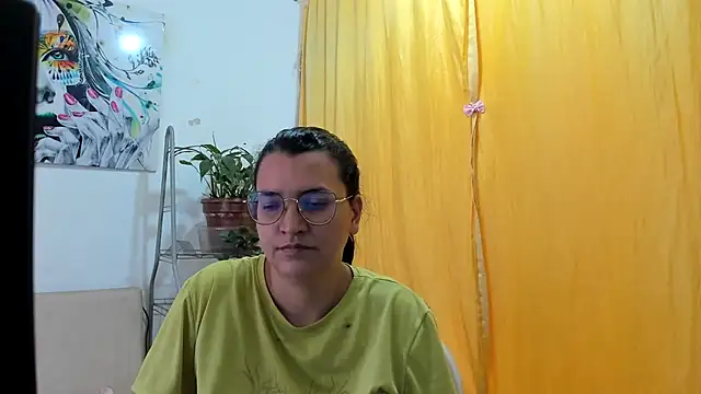 MARILYN GARCIA online show from June 2026 07:25:02 PM
