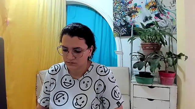 MARILYN GARCIA online show from July 2026 09:54:01 PM