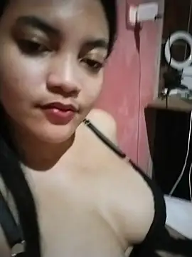 cutie kyaraa online show from August 2026 12:01:02 AM