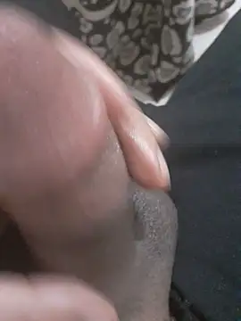 Snapshot of Demillvan chatting on March 2025 09:03:01 PM Demillvan online show from March 2025 09:03:01 PM