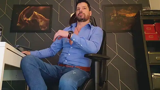 ChrisKox online show from February 2025 05:18:02 PM