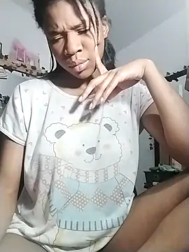 Snapshot of angel_allis chatting on February 2025 03:52:02 AM angel allis online show from February 2025 03:52:02 AM