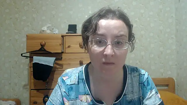 Smart Rose online show from April 2026 06:43:01 PM