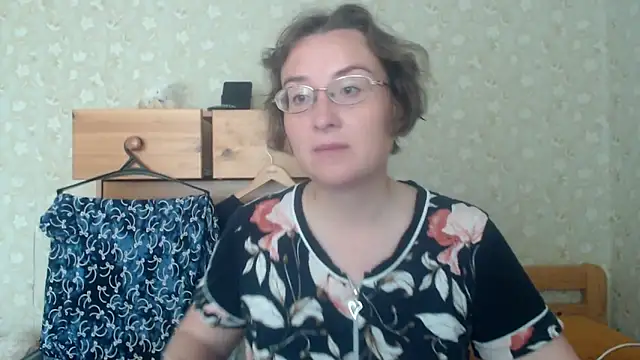 Smart Rose online show from June 2026 04:48:02 AM