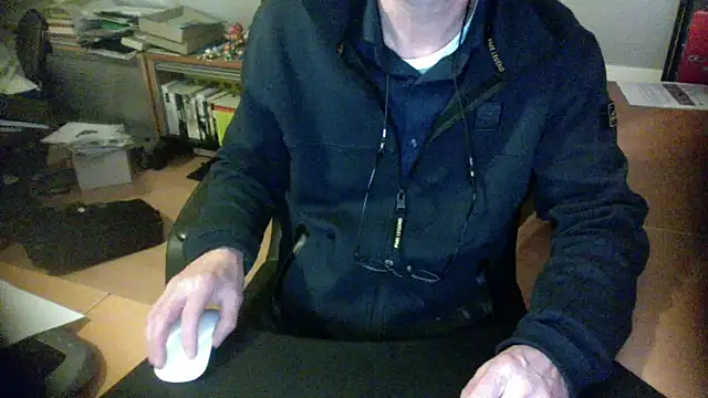 outlaw200 online show from December 2024 07:38:02 PM