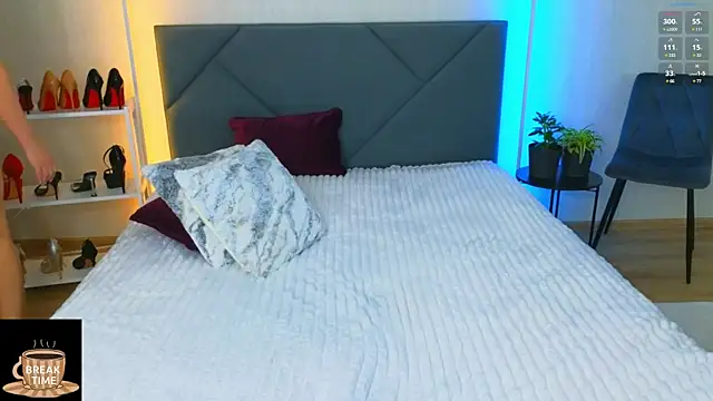 Kira from UA online show from March 2025 12:00:01 PM