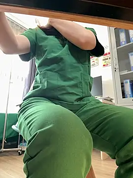 Snapshot of Meilian2021 chatting on April 2026 04:30:02 AM Meilian2021 online show from April 2026 04:30:02 AM