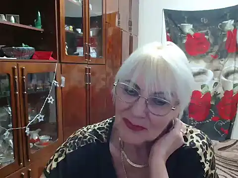 Snapshot of JenaCheim chatting on December 2024 10:13:01 PM JenaCheim online show from December 2024 10:13:01 PM