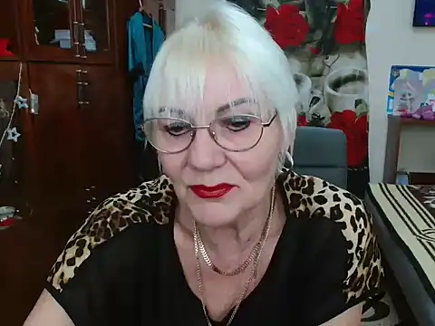 Snapshot of JenaCheim chatting on December 2024 06:32:02 AM JenaCheim online show from December 2024 06:32:02 AM