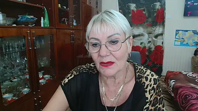 JenaCheim online show from November 2025 08:25:01 AM