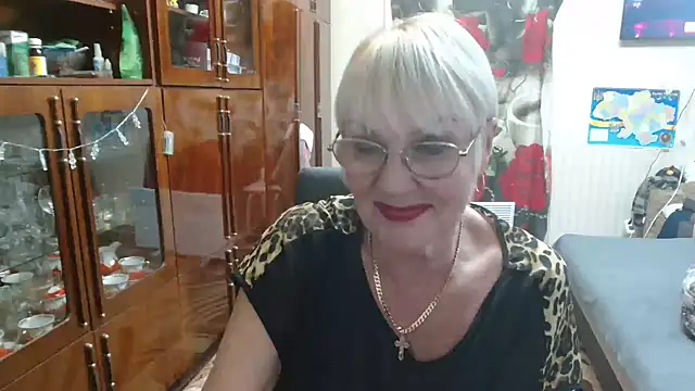 JenaCheim online show from December 2025 05:31:01 PM
