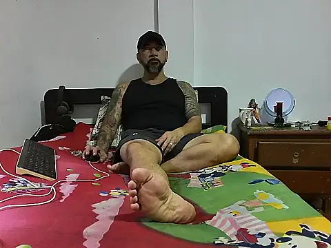 Snapshot of john_balthor chatting on June 2026 10:40:02 PM john balthor online show from June 2026 10:40:02 PM