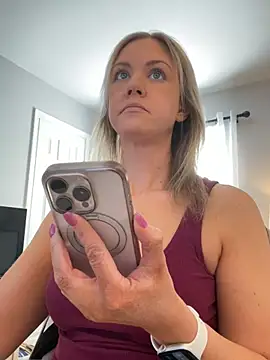 Snapshot of Kay_Cakes chatting on February 2026 04:49:02 PM Kay Cakes online show from February 2026 04:49:02 PM