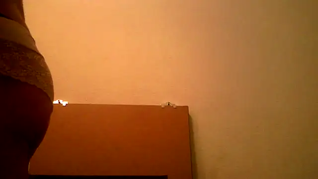 AthleticWomenizer2 online show from September 2025 05:51:02 PM