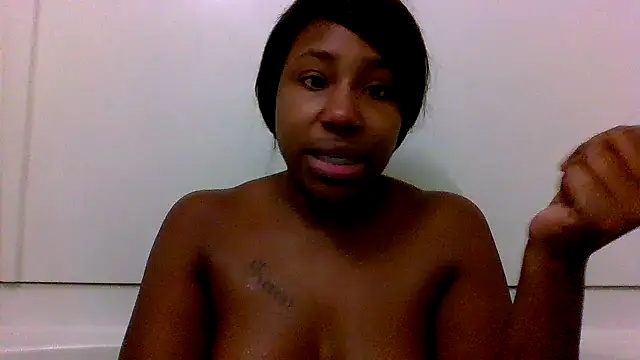 Xochillovemoney2 online show from December 2024 05:59:01 AM