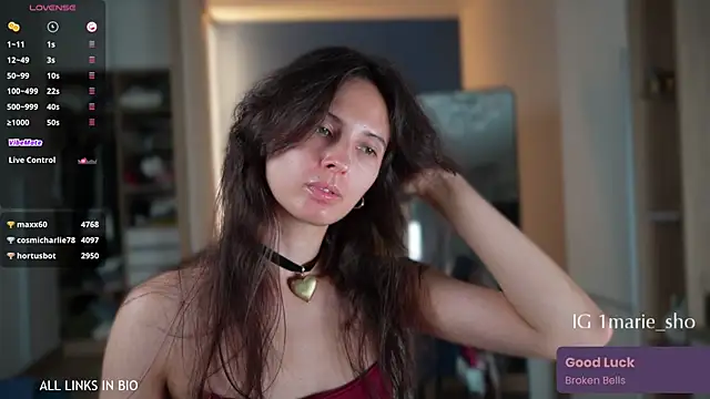 LAUREL HAZEL online show from October 2025 06:13:02 PM