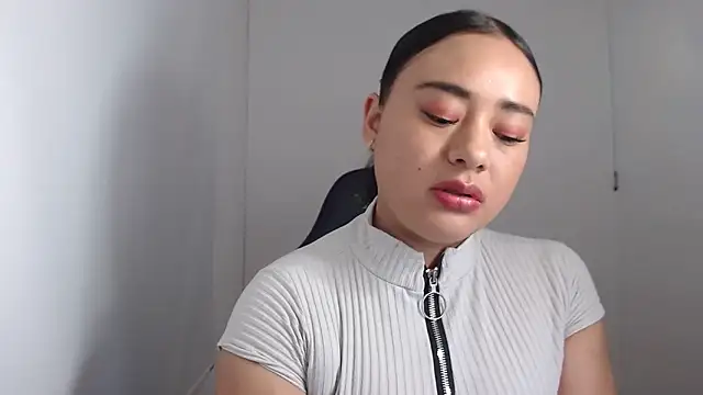 ReyleDoll online show from December 2024 08:44:01 PM